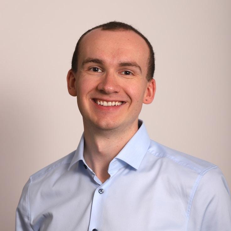 Portrait of Ravi meditation instructor